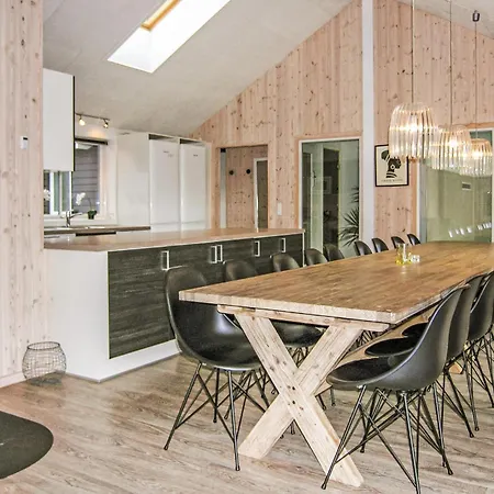 Kronens Have Tranekaer Vi * Tranekær